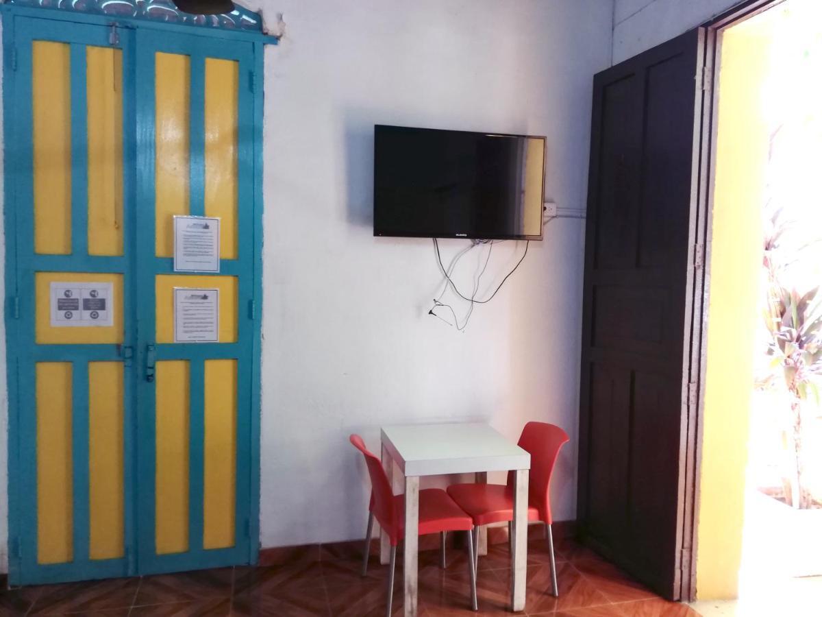 Arbore Hostel Santa Marta  Buitenkant foto